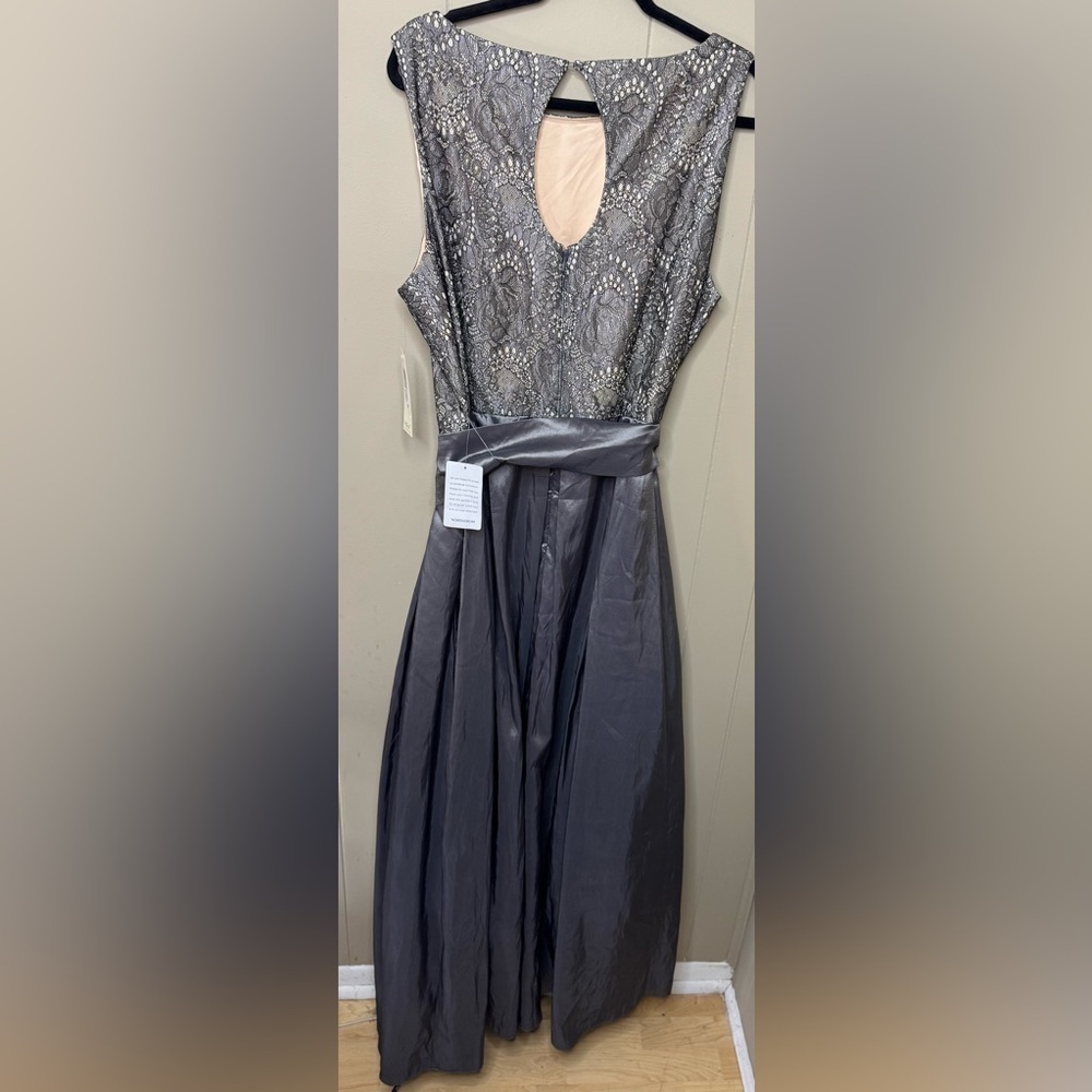 NWT Eliza J Taffeta & Lace Mix Media Ball Gown Womens Size 20W - Picture 4 of 15